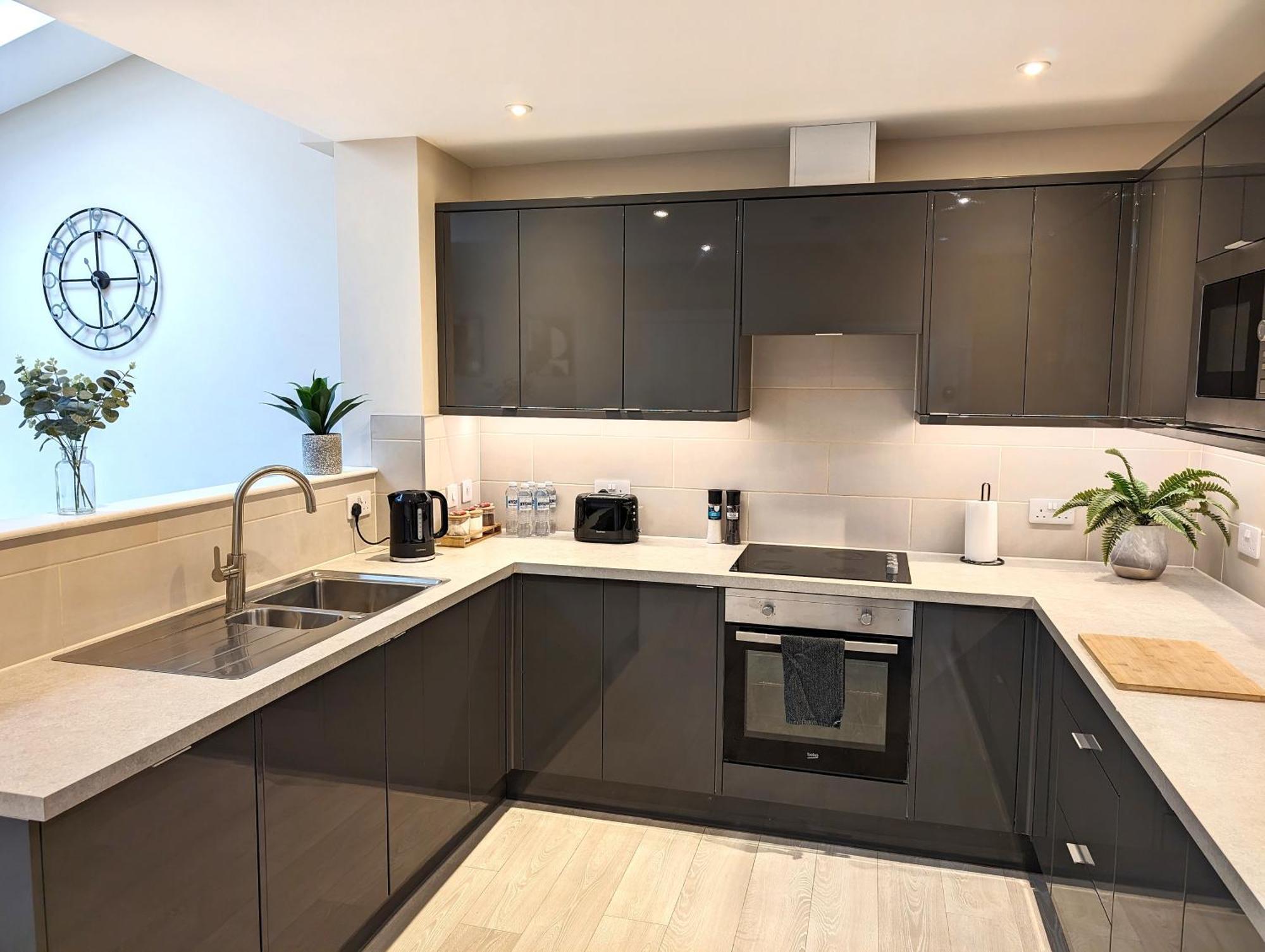 Central Cambridge, Charming 3-Bed House With Free Parking! Екстер'єр фото